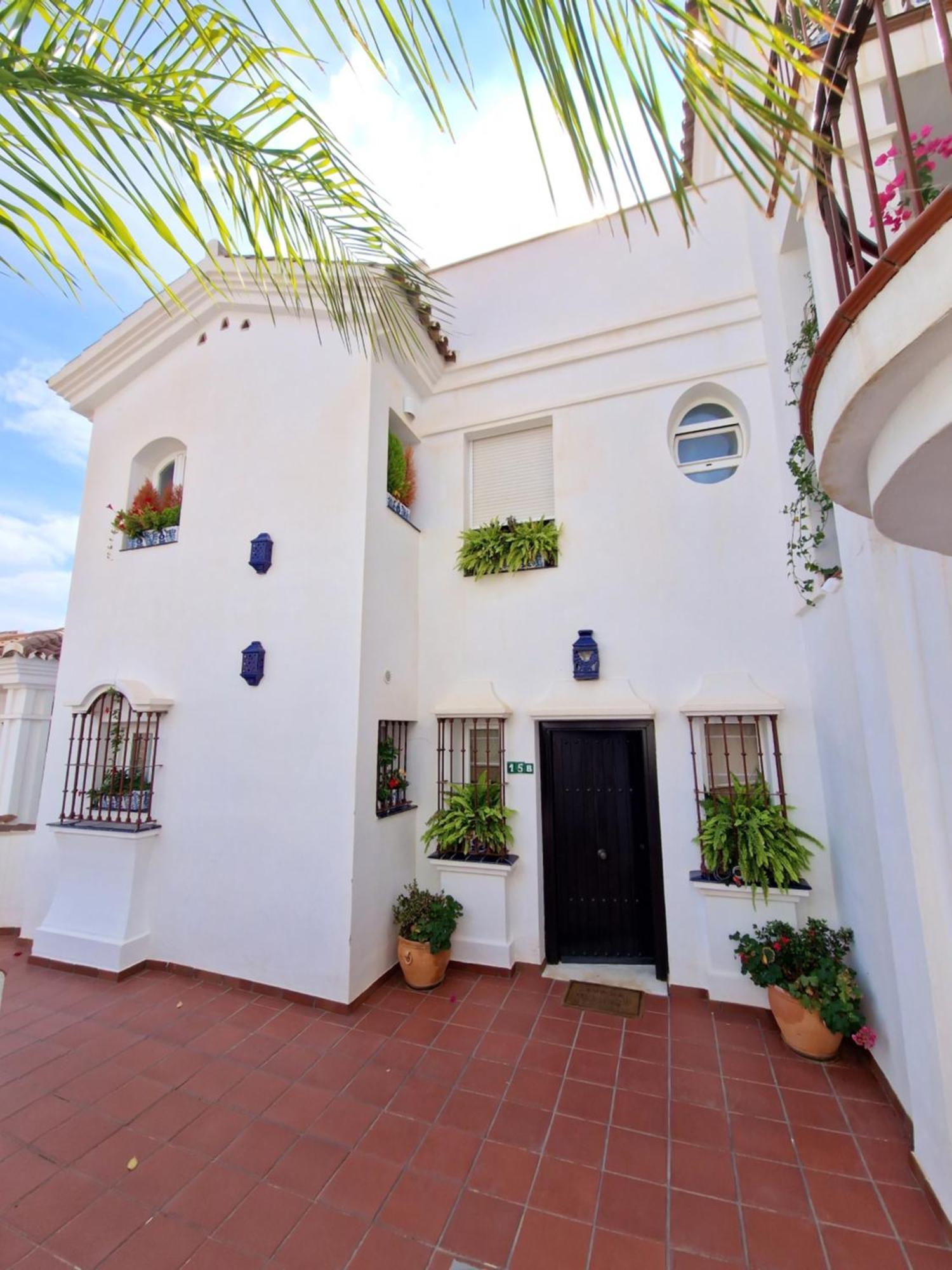 Sun & Palms - Cozy Flat In Quiet Neighbourhood With A Great Pool Area Leilighet Málaga Eksteriør bilde