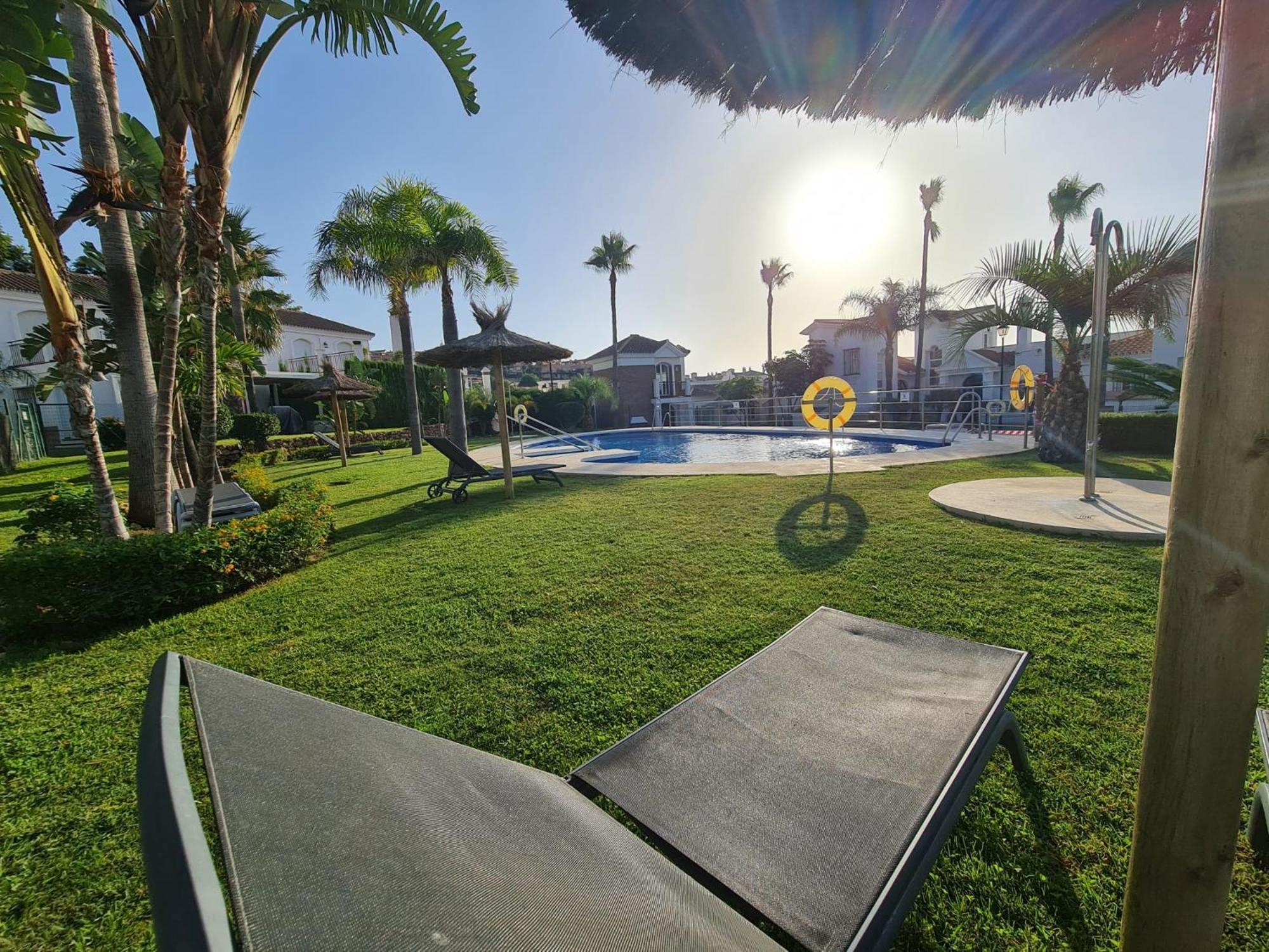 Sun & Palms - Cozy Flat In Quiet Neighbourhood With A Great Pool Area Leilighet Málaga Eksteriør bilde