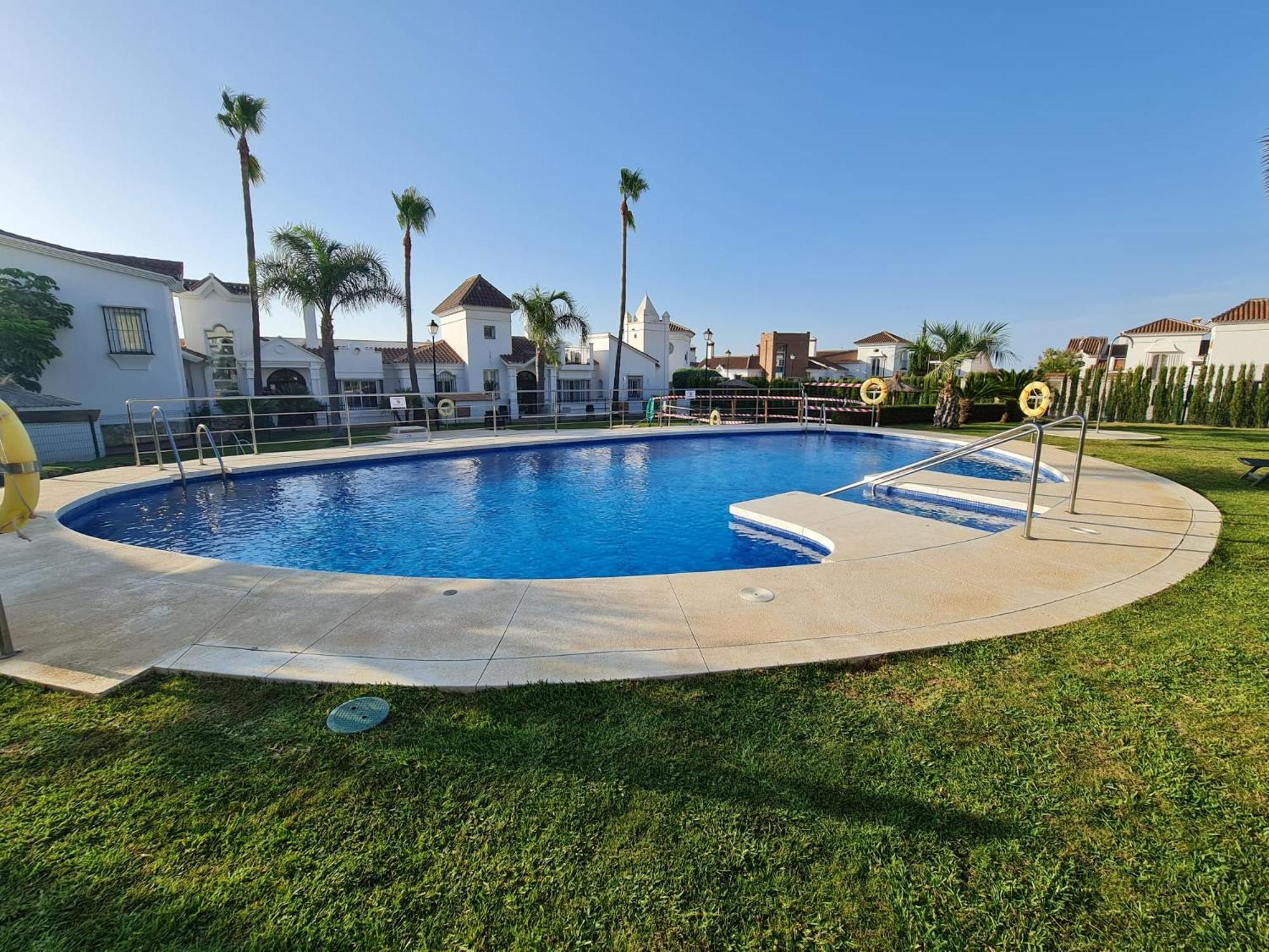 Sun & Palms - Cozy Flat In Quiet Neighbourhood With A Great Pool Area Leilighet Málaga Eksteriør bilde